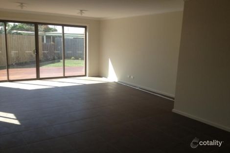 2/4 Willana Ave, Hamlyn Heights, VIC 3215