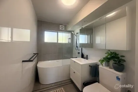 Property photo of 1/32 Date Street Adamstown NSW 2289