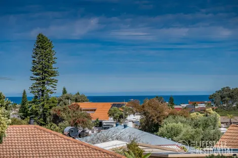 Property photo of 53 Weatherley Drive Two Rocks WA 6037