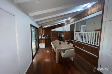 Property photo of 23 Gardiner Road Holmview QLD 4207