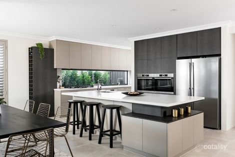 Property photo of 15 Solitaire Road Treeby WA 6164