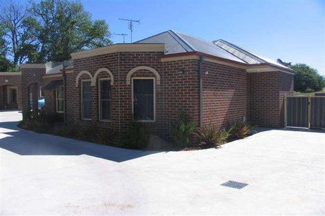 1/12 Melbourne Rd, Gisborne, VIC 3437