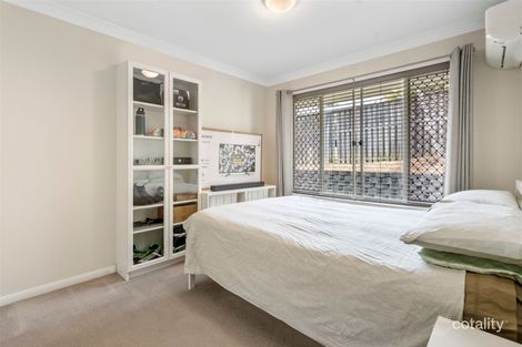 Property photo of 17 Galapagos Way Pacific Pines QLD 4211