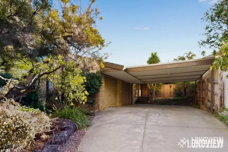 Property photo of 317 Lawrence Road Mount Waverley VIC 3149