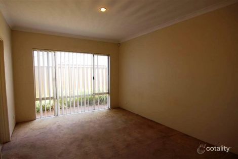 Property photo of 22 Claridge Circle Thornlie WA 6108