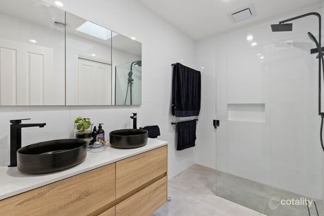 Property photo of 25/31 McIntyre Street Burwood VIC 3125