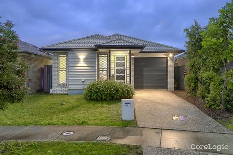 Property photo of 28 Watarrka Avenue Fitzgibbon QLD 4018