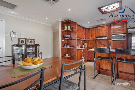 Property photo of 17 Fleece Close St Clair NSW 2759