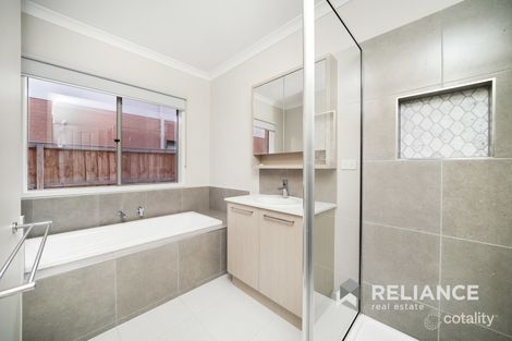 Property photo of 16 Arkaba Way Werribee VIC 3030