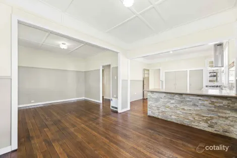 Property photo of 74C Mackenzie Street Mount Lofty QLD 4350