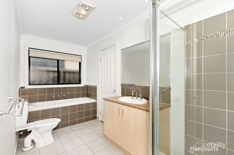 Property photo of 3/31 Syme Road Pakenham VIC 3810