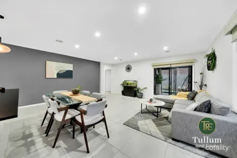 Property photo of 45 Botany Way Cranbourne East VIC 3977