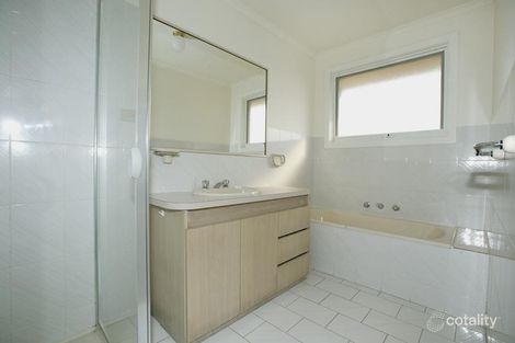 Property photo of 2/3 Richard Street Doncaster East VIC 3109