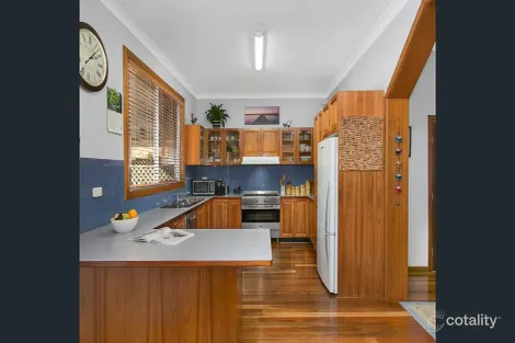 Property photo of 9 Harbord Street Thirroul NSW 2515