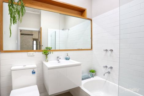 Property photo of 16 Howard Street Glen Iris VIC 3146