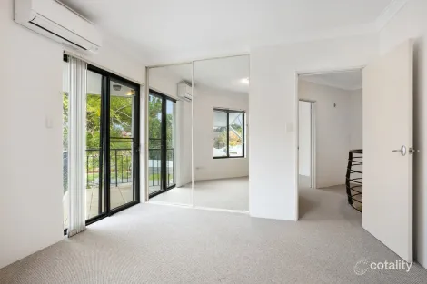 Property photo of 1/2 White Place Subiaco WA 6008