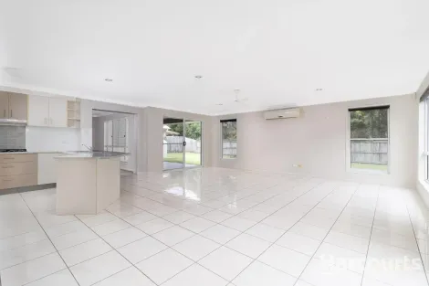 Property photo of 51 Magellan Circuit Urraween QLD 4655