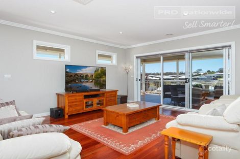 Property photo of 46 Balala Crescent Bourkelands NSW 2650
