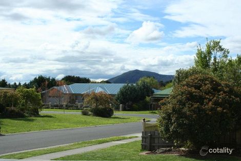 Property photo of 3 Dalray Crescent New Gisborne VIC 3438