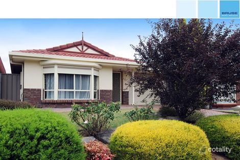 Property photo of 24 Riddoch Crescent Woodcroft SA 5162