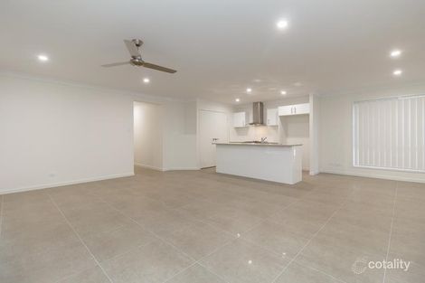 Property photo of 32 Splendour Circuit Yarrabilba QLD 4207