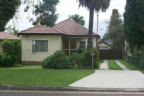 8 Arlewis St, Chester Hill, NSW 2162