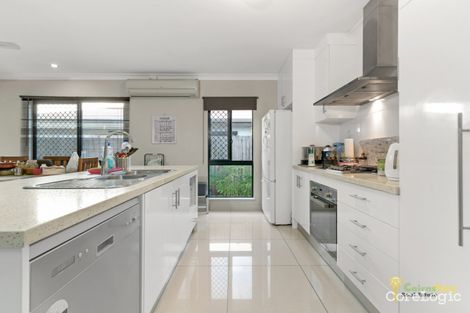 Property photo of 23 Carter Close Smithfield QLD 4878