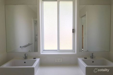 Property photo of 1 Jindalba Drive Coomera QLD 4209