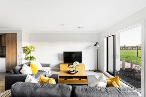 Property photo of 3 Cabin Walk Tarneit VIC 3029