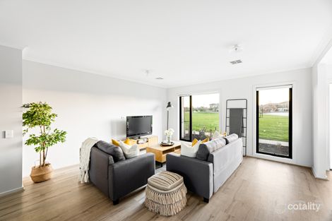 Property photo of 3 Cabin Walk Tarneit VIC 3029