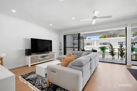 Property photo of 5/1 Vantage Drive Yaroomba QLD 4573