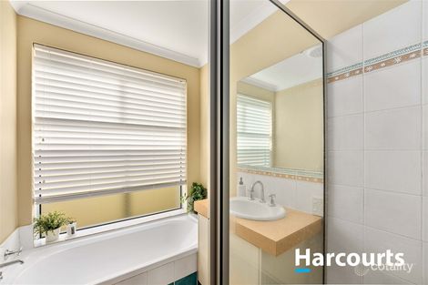 Property photo of 120 Manchester Drive Hocking WA 6065