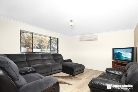 Property photo of 14 Featherwood Place Albion Park Rail NSW 2527