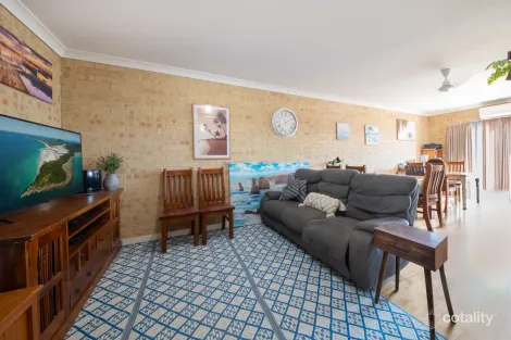 Property photo of 3/9 Duell Road Cannonvale QLD 4802