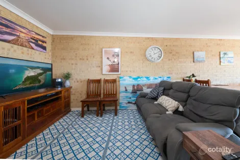 Property photo of 3/9 Duell Road Cannonvale QLD 4802