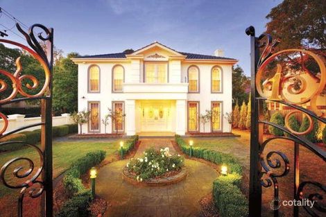 Property photo of 1 Tourello Avenue Hawthorn East VIC 3123