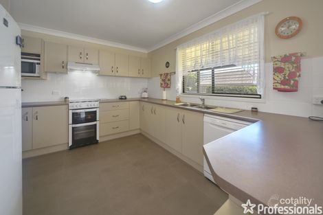 Property photo of 87 Lyndhurst Drive Bomaderry NSW 2541