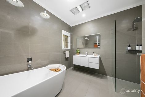 Property photo of 21 Reflection Drive Louth Park NSW 2320