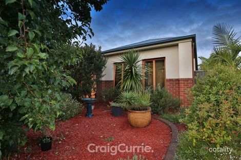 Property photo of 2 Wilson Place Pakenham VIC 3810