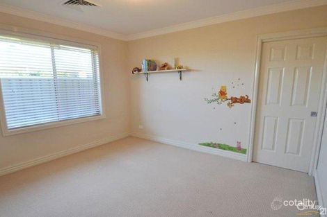 Property photo of 11 Nepean Place Dubbo NSW 2830