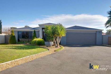 Property photo of 4 Corriedale Court Traralgon East VIC 3844