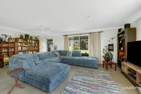 Property photo of 39 Brin Street Boyne Island QLD 4680