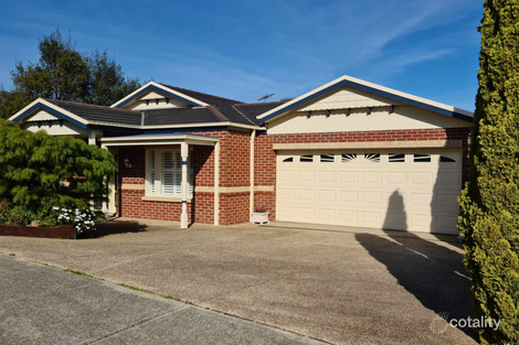 Property photo of 9 Powell Place Pakenham VIC 3810