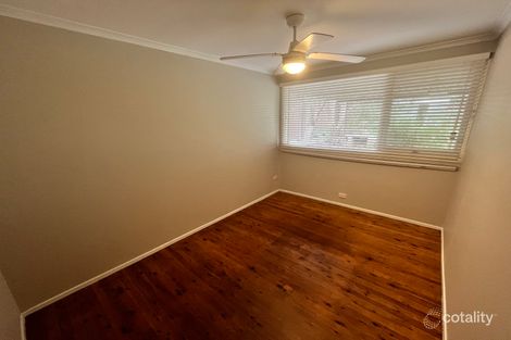 Property photo of 7 Tallowwood Crescent Bradbury NSW 2560