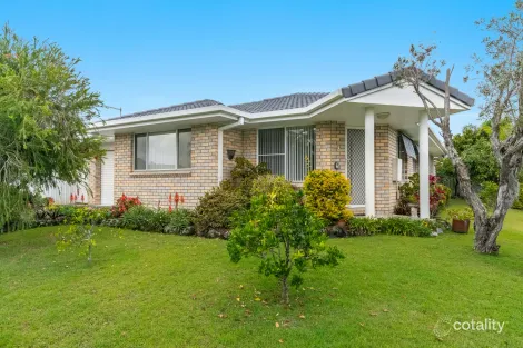 42 Gumnut Rd, Yamba, NSW 2464