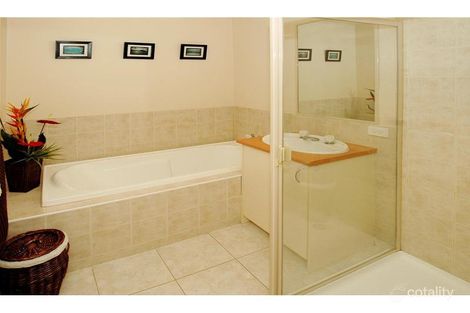 Property photo of 62 Elinda Place Reservoir VIC 3073