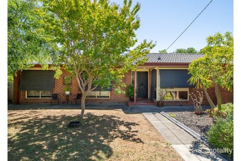 Property photo of 4 Aberdeen Drive West Wodonga VIC 3690