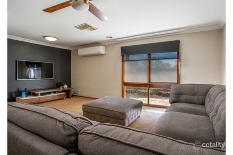 Property photo of 4 Aberdeen Drive West Wodonga VIC 3690