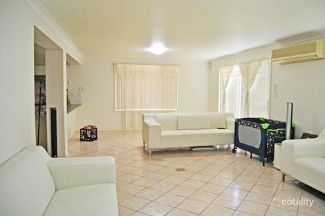 Property photo of 8 Mascord Avenue Wadalba NSW 2259