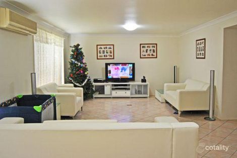 Property photo of 8 Mascord Avenue Wadalba NSW 2259